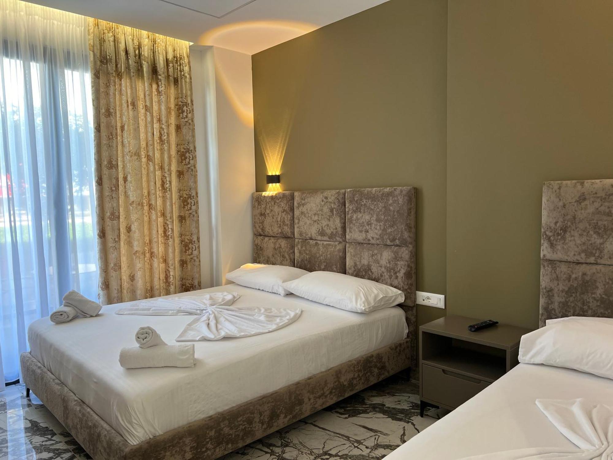 Poseidon Hotel 2 Ksamil Kültér fotó