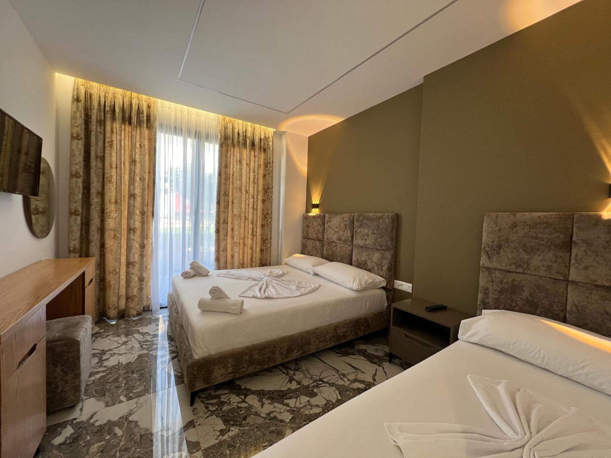 Poseidon Hotel 2 Ksamil Kültér fotó